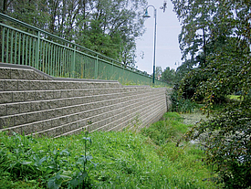 Des murs de soutènement sûrs avec Fortrac Block : construction de murs avec une grande stabilité