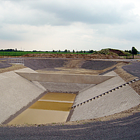 Gestion efficace de l'eau : Solutions d'étanchéité pour les bassins de rétention