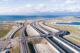 Infrastructure autoroutière moderne : Solutions de système Fortrac Panel pour les autoroutes