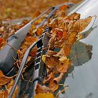 Essuie-glace de véhicule avec feuilles mortes, solutions de grillage contre la neige et les feuilles mortes