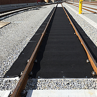 Protection de l'environnement sur les rails de train : Les géocomposites empêchent les fuites d'huile