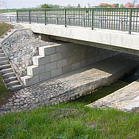 Culées de pont sur cours d'eau lors de la rénovation de la L71 - Projets Huesker